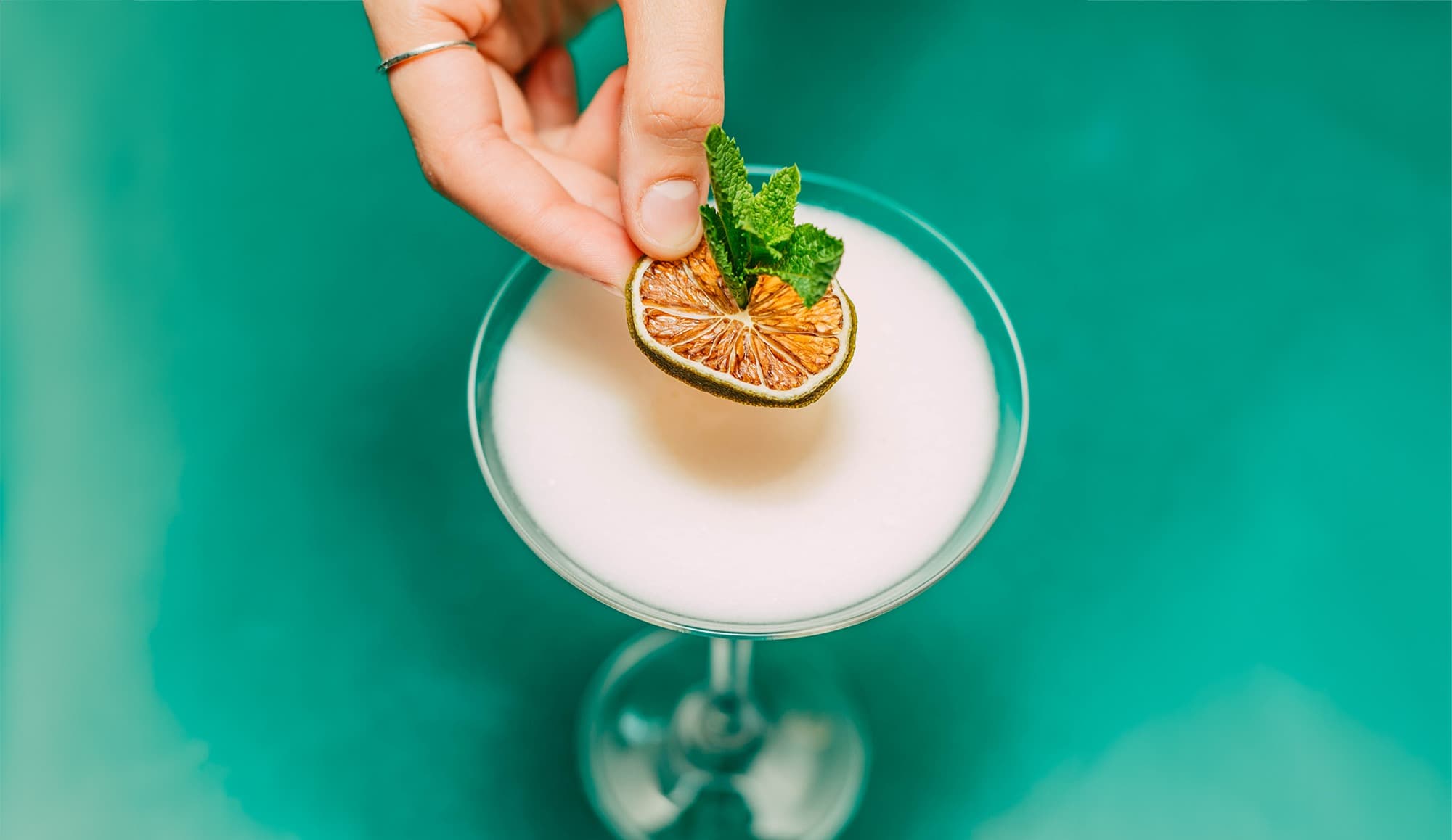 Dirty Martini Cocktail 